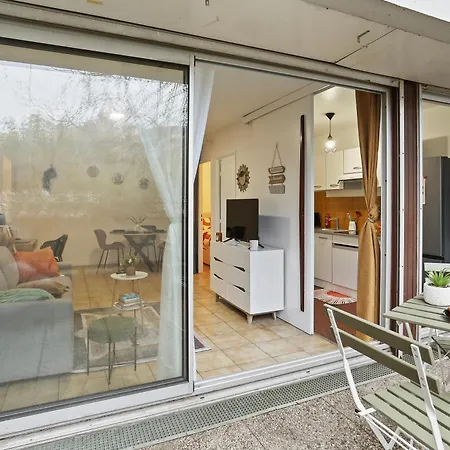 Parenthese Urbaine -1Mn Metro - Paris - Wifi - Commerces - Balcon Vue Calme- Travail - Famille Maisons-Alfort Exterior foto